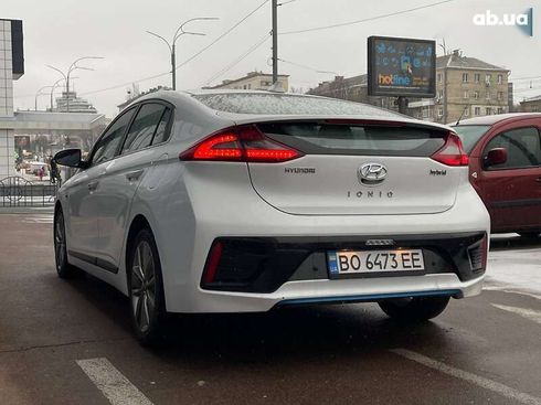 Hyundai Ioniq 2016 - фото 8