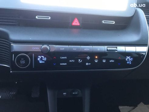 Hyundai Ioniq 2022 белый - фото 66