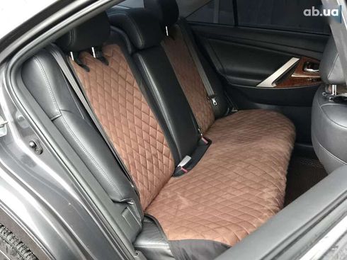 Toyota Camry 2010 - фото 15