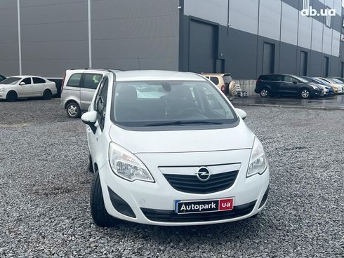 Opel Meriva 2013 белый - фото 2