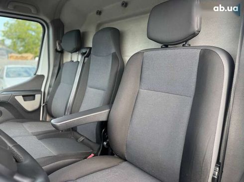 Renault Master 2019 - фото 11