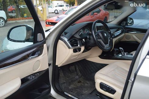 BMW X5 2016 - фото 15