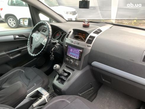 Opel Zafira 2005 серый - фото 27