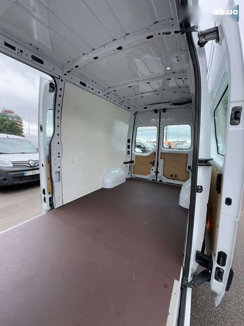 Renault Master 2020 - фото 30
