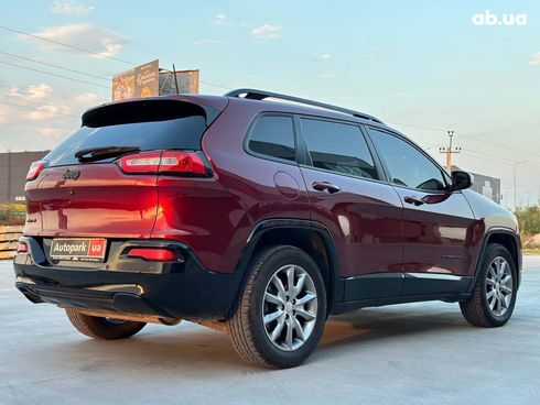 Jeep Cherokee 2017 красный - фото 9