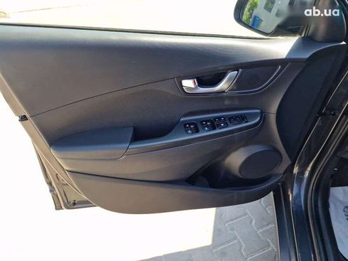 Hyundai Kona 2021 - фото 19
