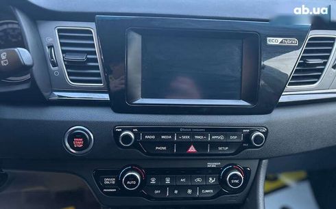Kia Niro 2019 - фото 17