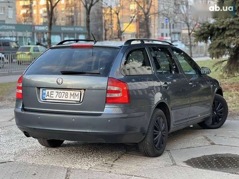 Skoda Octavia 2004 - фото 4