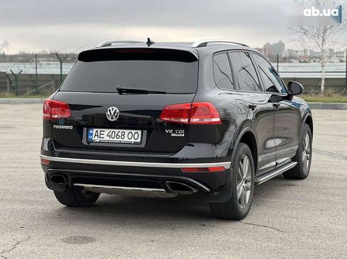 Volkswagen Touareg 2016 - фото 24