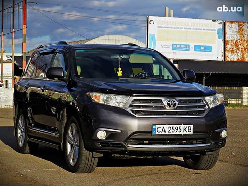 Toyota Highlander 2012 - фото 2