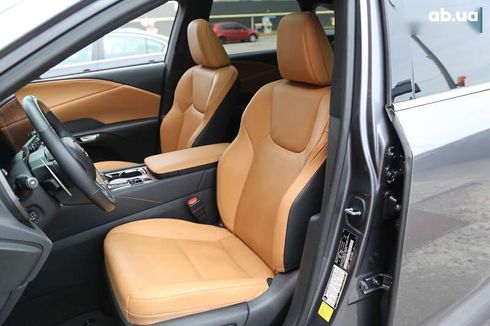 Lexus RX 2023 - фото 9