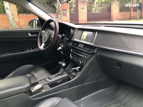 Kia K5 2016 - фото 11