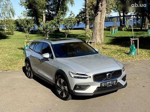 Volvo V60 Cross Country 2024 - фото 4