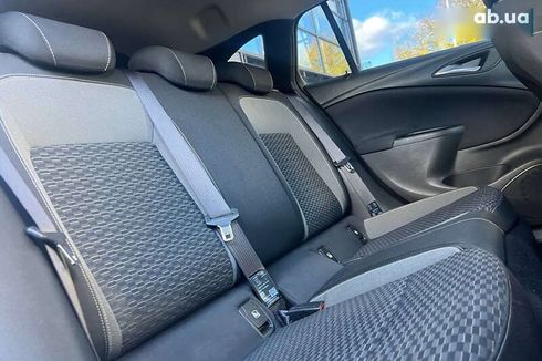 Opel Astra 2020 - фото 11