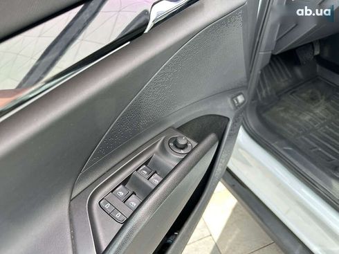 Skoda Enyaq 2021 - фото 17