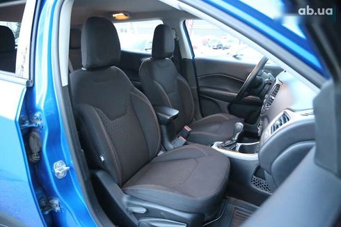Jeep Compass 2017 - фото 14