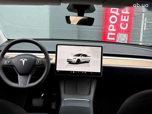 Tesla Model Y 2024 - фото 19