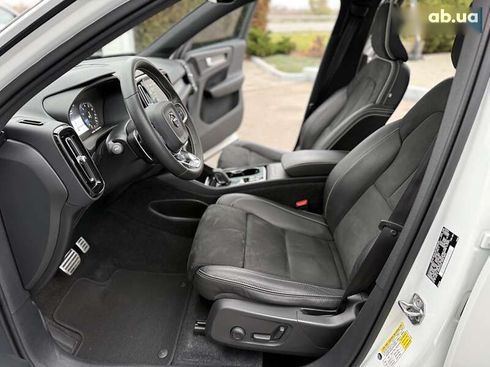 Volvo XC40 2019 - фото 24