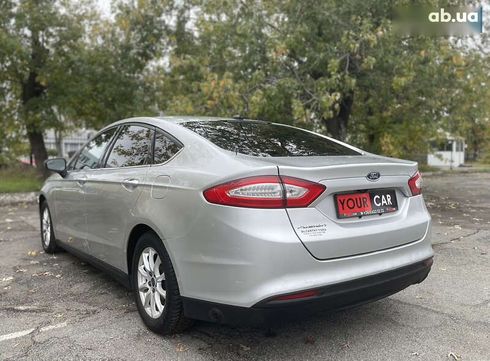 Ford Fusion 2016 - фото 12