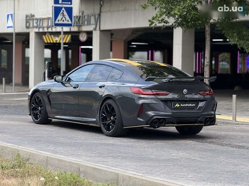 BMW M8 Gran Coupe 2021 - фото 13