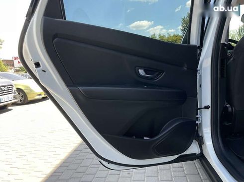 Renault Scenic 2019 - фото 27