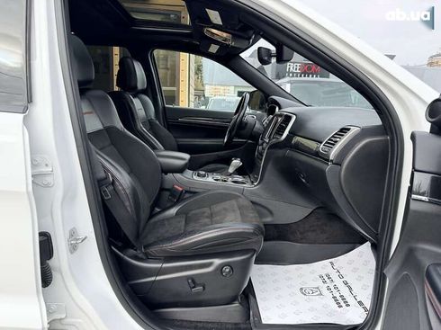 Jeep Grand Cherokee 2018 - фото 30