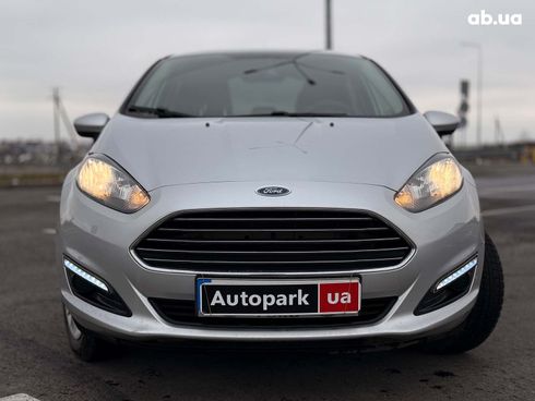 Ford Fiesta 2019 серый - фото 2