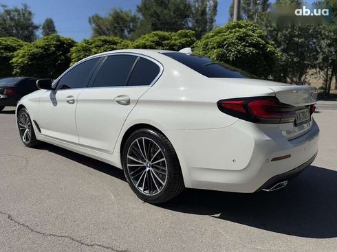BMW 5 серия 2020 - фото 18