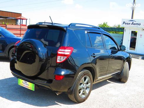 Toyota RAV4 2011 - фото 2