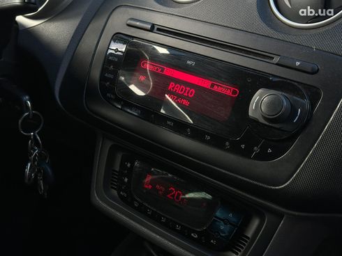SEAT Ibiza 2011 черный - фото 21