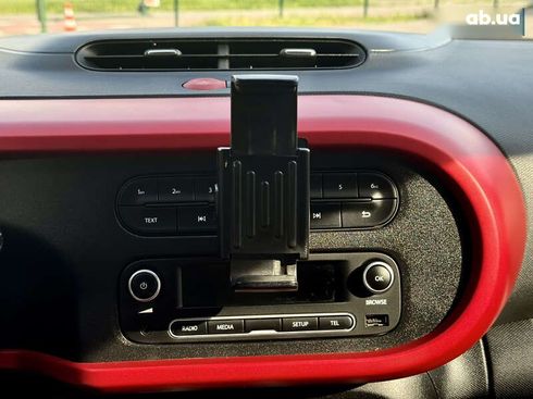 Renault Twingo 2015 - фото 21