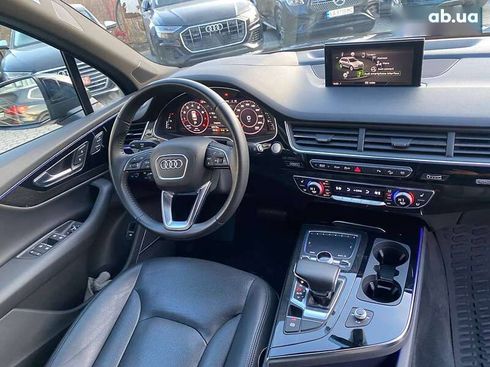 Audi Q7 2018 - фото 10
