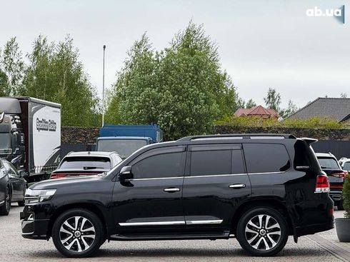 Toyota Land Cruiser 2019 - фото 7