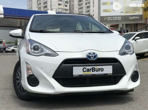 Toyota Prius C 2015 - фото 3