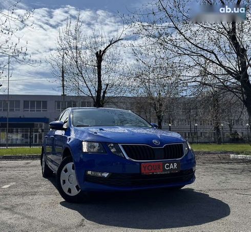 Skoda Octavia 2020 - фото 11