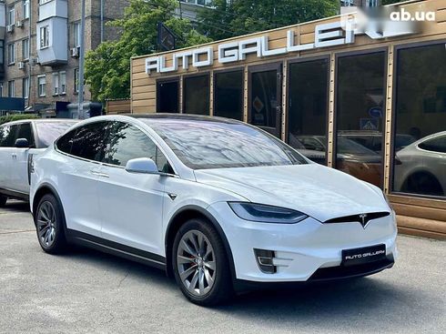 Tesla Model X 2019 - фото 2