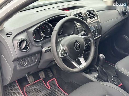 Renault Sandero 2019 - фото 14