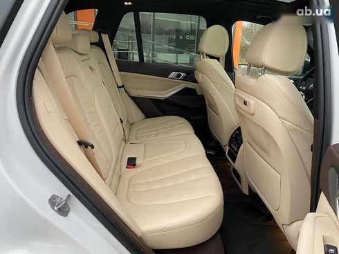 BMW X5 2018 - фото 26