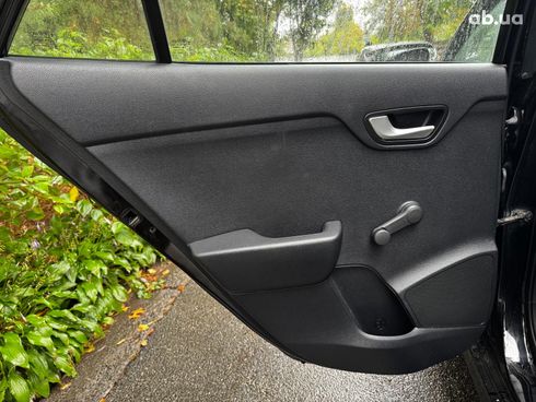 Kia Rio 2018 черный - фото 75