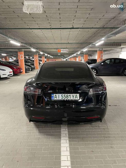 Tesla Model S 2022 - фото 13