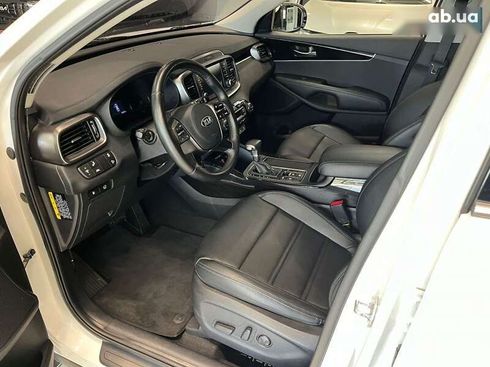 Kia Sorento 2019 - фото 19