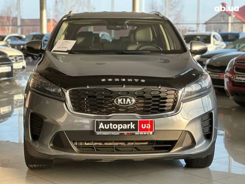 Kia Sorento 2019 серый - фото 2