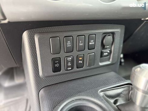 Toyota FJ Cruiser 2008 - фото 25