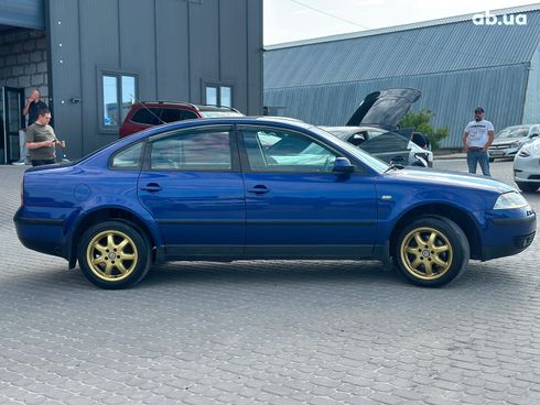 Volkswagen passat b5 2002 синий - фото 9