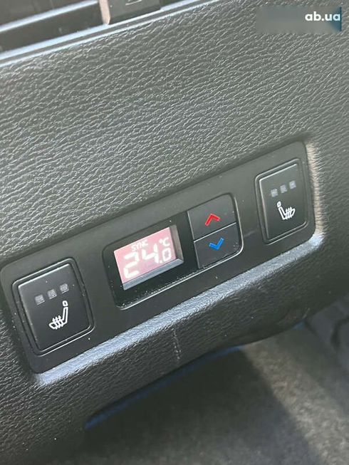 Mitsubishi Outlander 2023 - фото 29