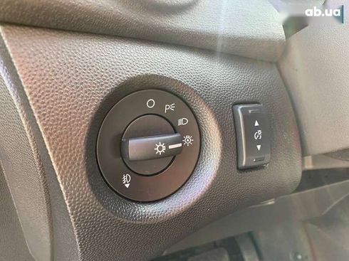 Ford Fiesta 2019 - фото 18