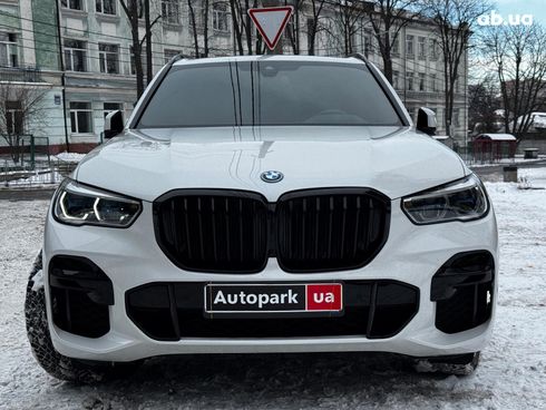 BMW X5 2022 белый - фото 2