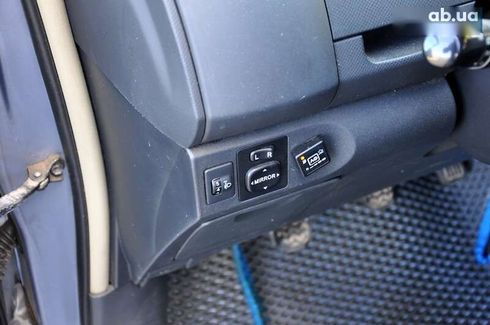 Toyota Yaris 2010 - фото 18