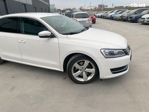 Volkswagen Passat 2014 белый - фото 7