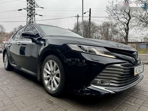 Toyota Camry 2020 - фото 12